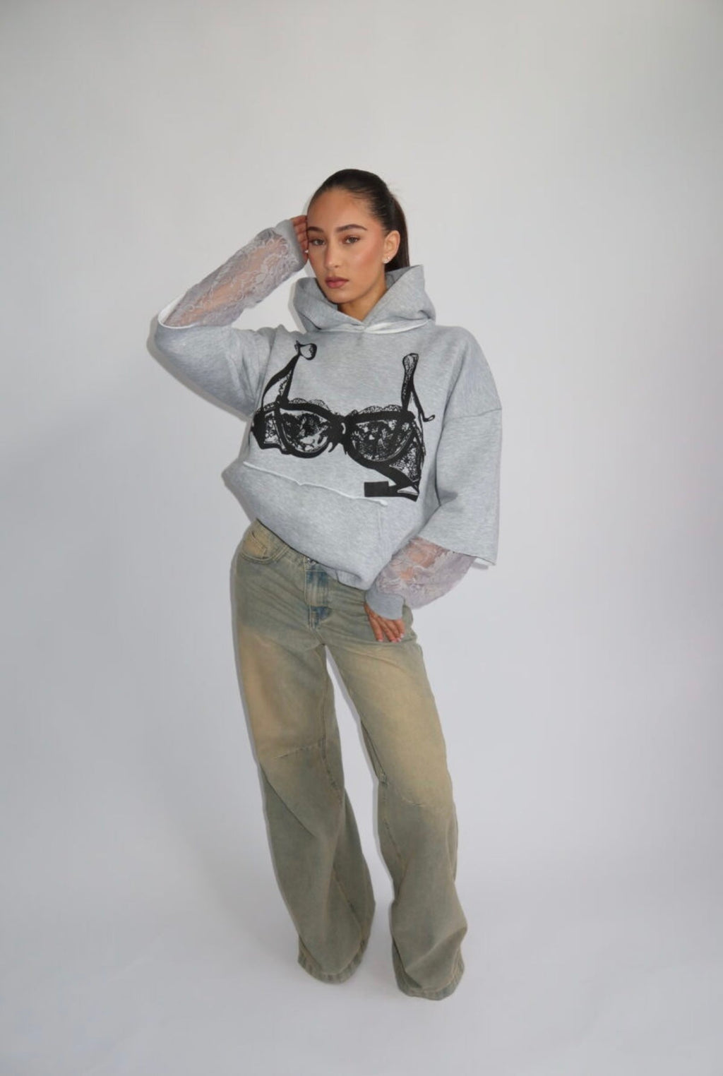 Hoodie met capuchon en borstprint