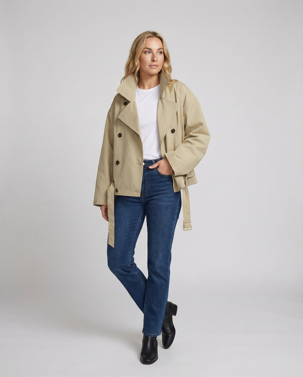 Unisex trenchcoat met dubbele knoopsluiting, oversized pasvorm en retrolook – Zwart