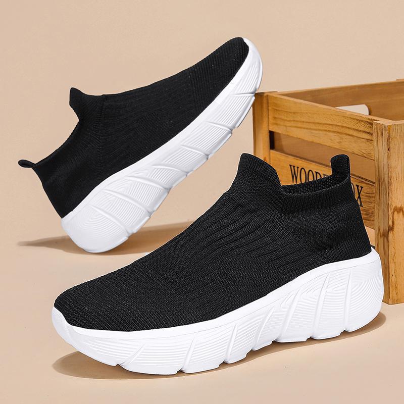 Dames sneakers met gebreid bovenwerk en dempende zool – Zwart-rood