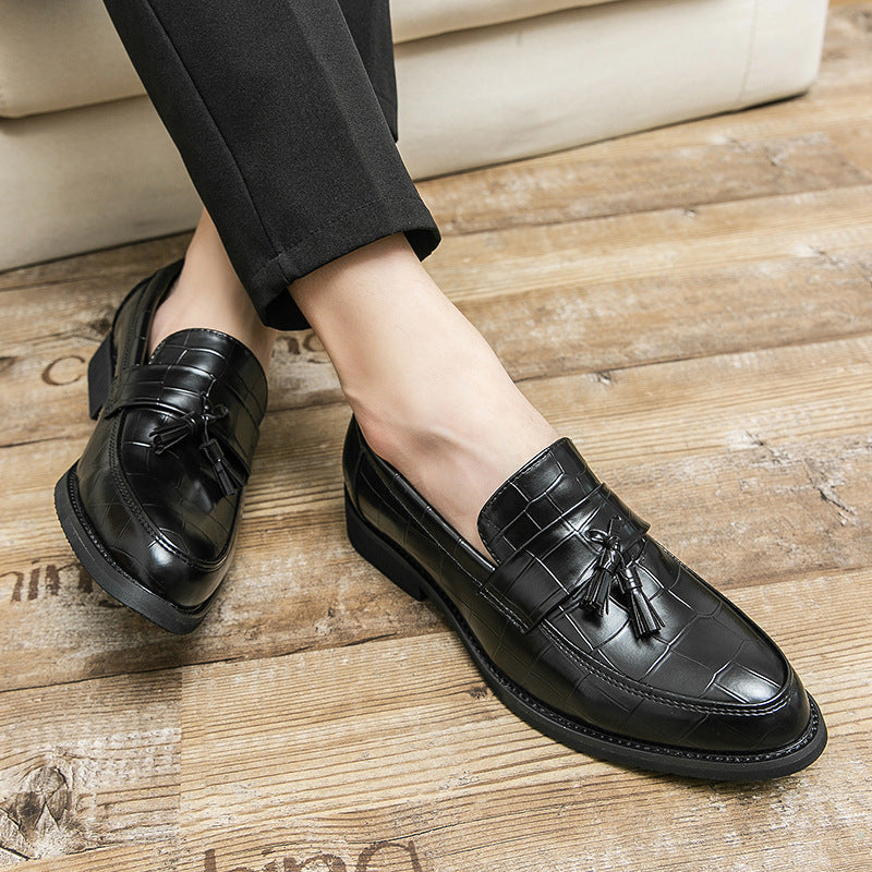 Dames modieuze mocassins met leren bovenwerk en kwastdetails – Geel en Zwart – Zwart