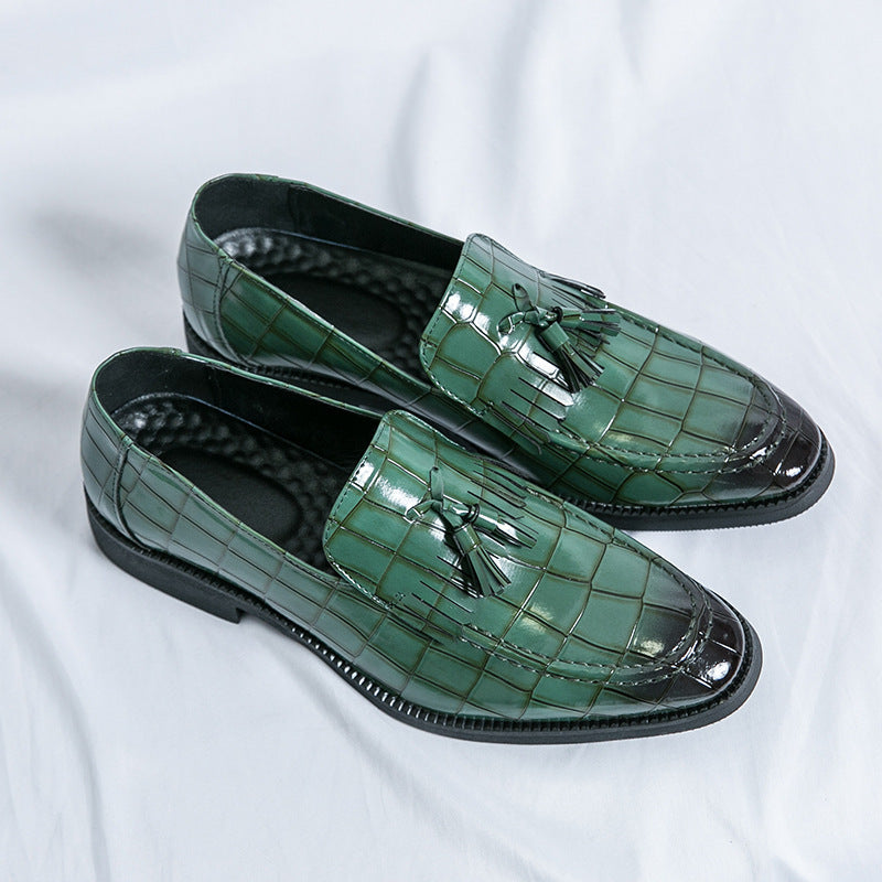 Dames modieuze mocassins met leren bovenwerk en kwastdetails – Zwart en Bruin – Bruin